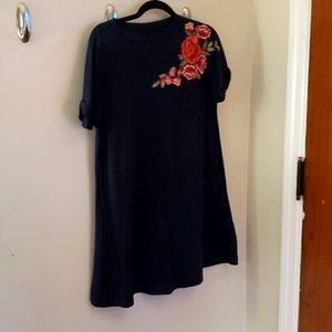 Rose embroidered Mini t shirt dress